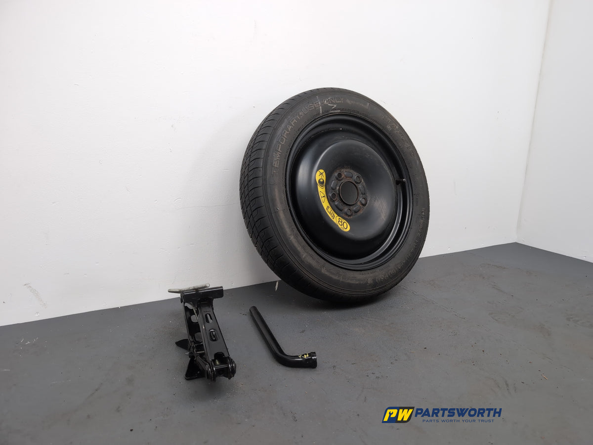 Space Saver Spare Wheel and Tool Kit  3