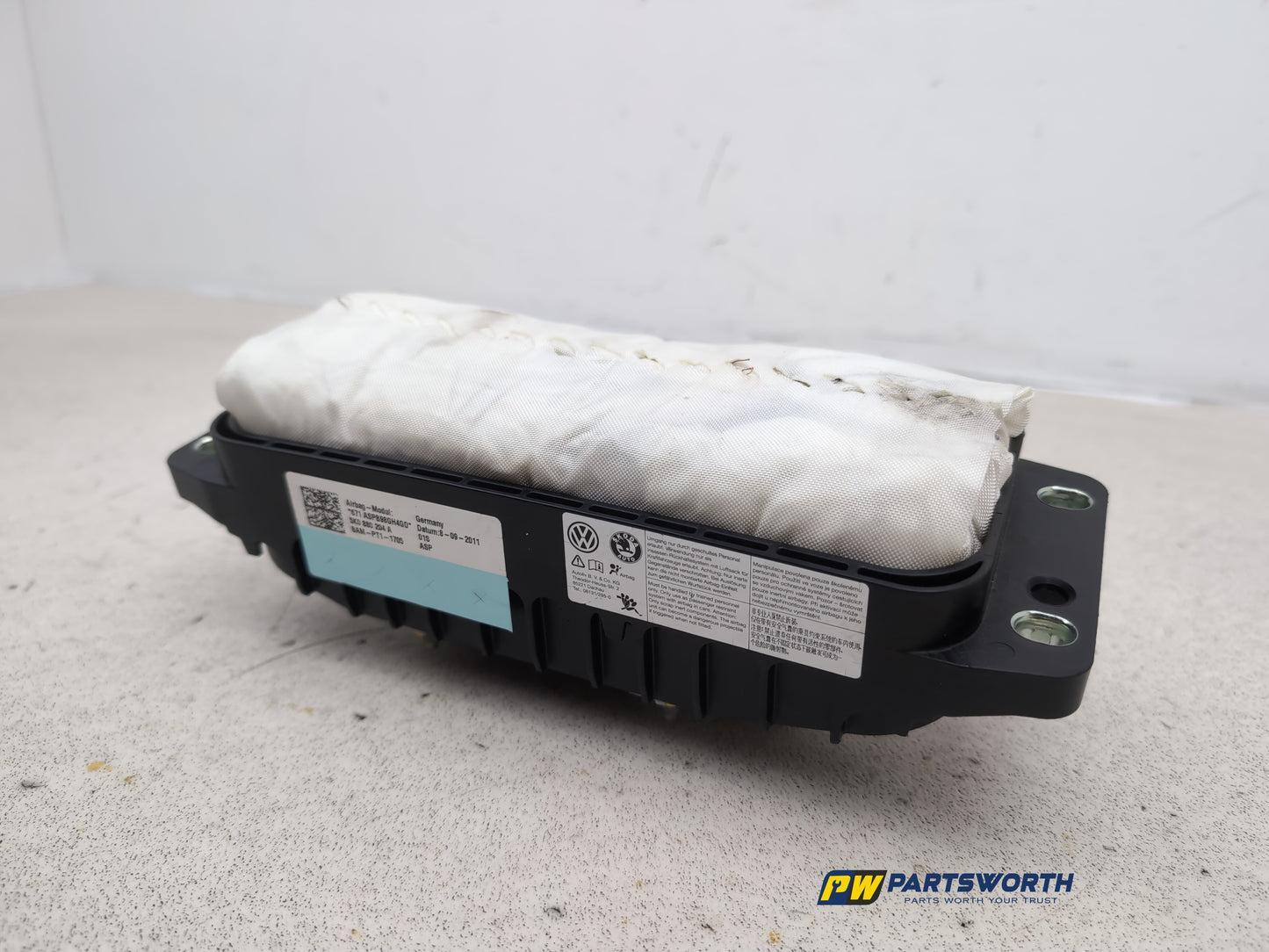Airbag Passenger Side 3