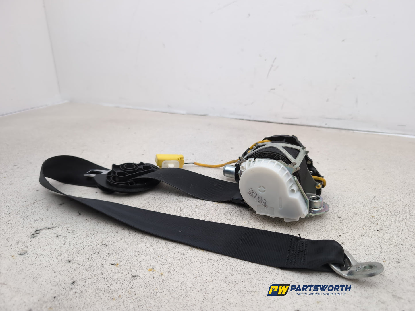 Seat Belt Front RH 3