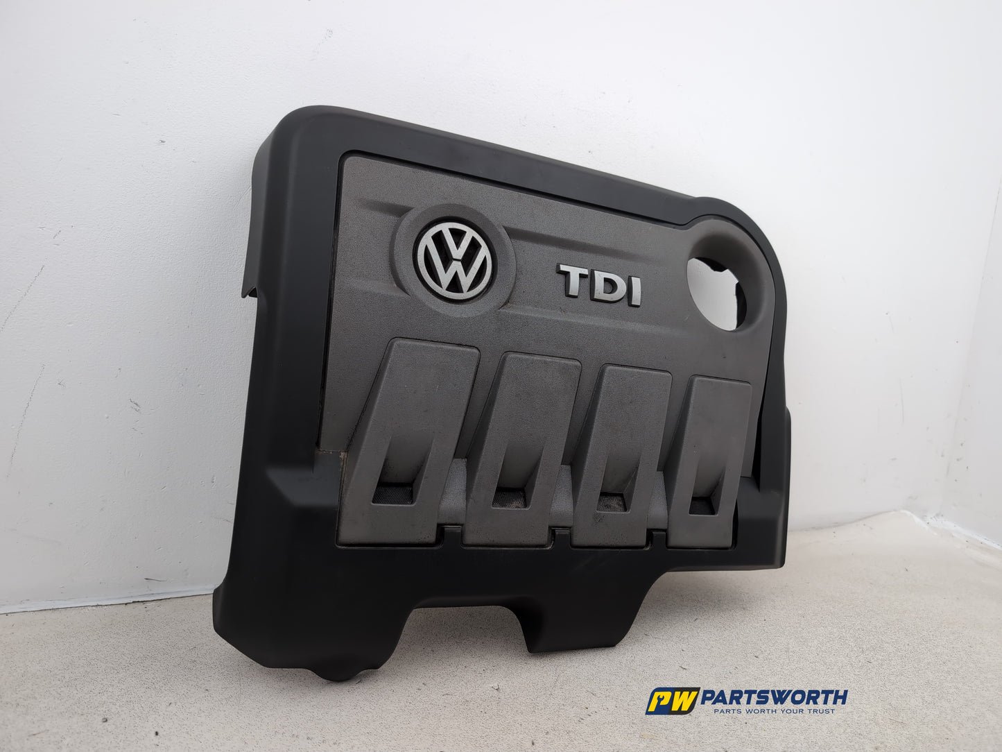Engine Cover 3