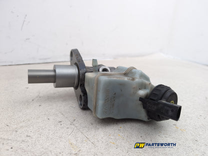 Brake Master Cylinder Assembly 3