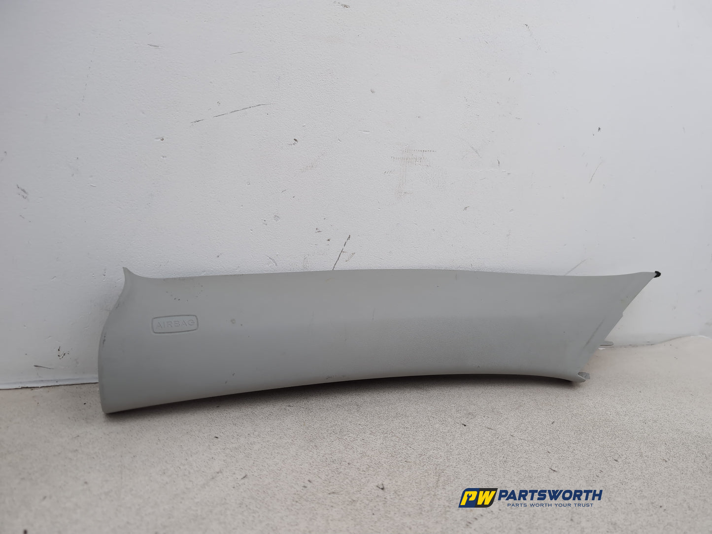 LH A Pillar Trim  3