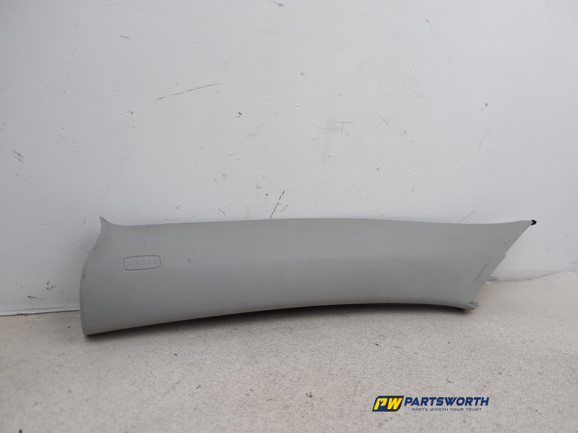 LH A Pillar Trim  3