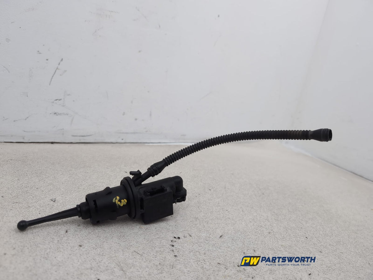 Clutch Master Cylinder 3