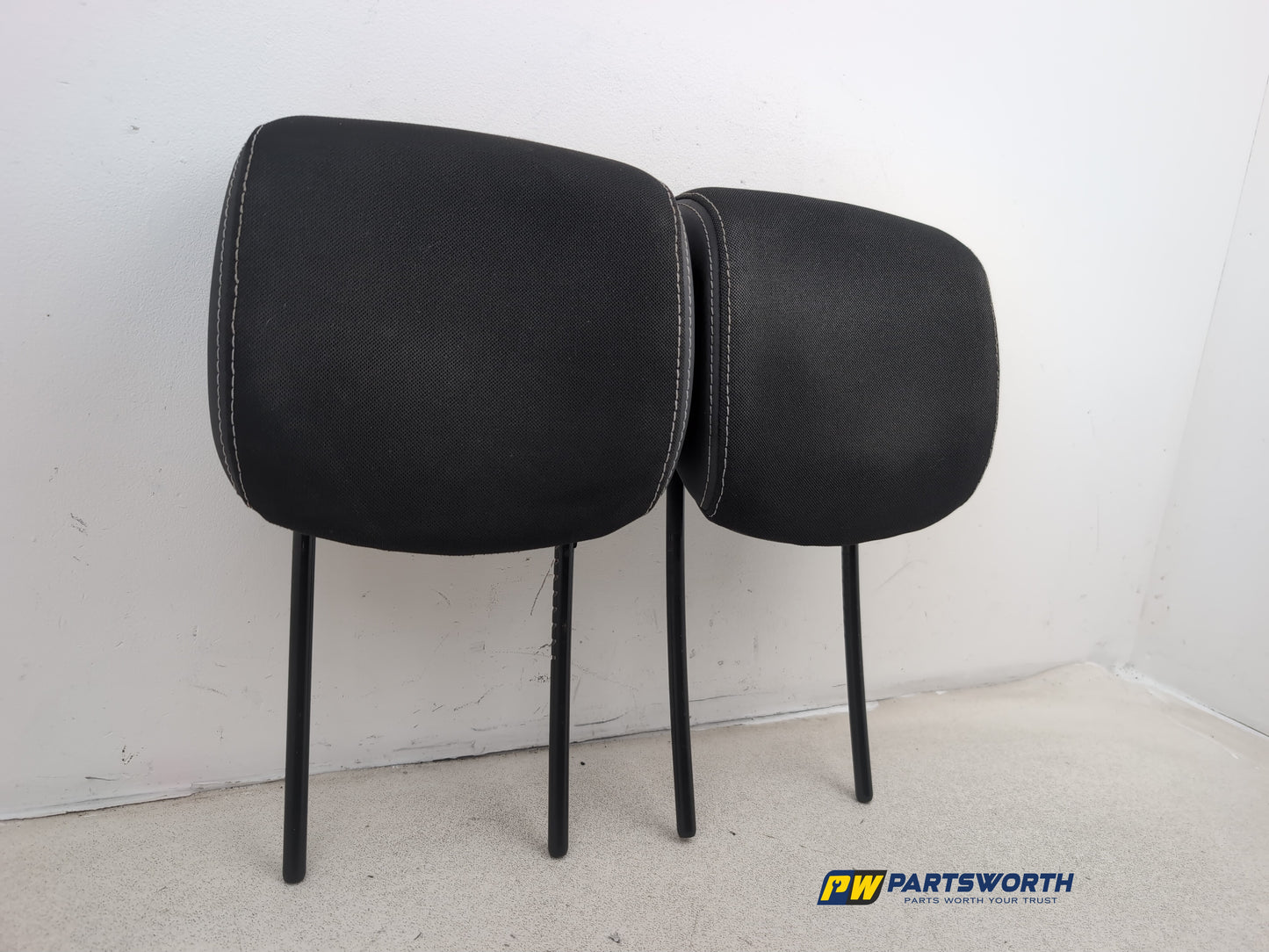 Headrest Front Pair 6