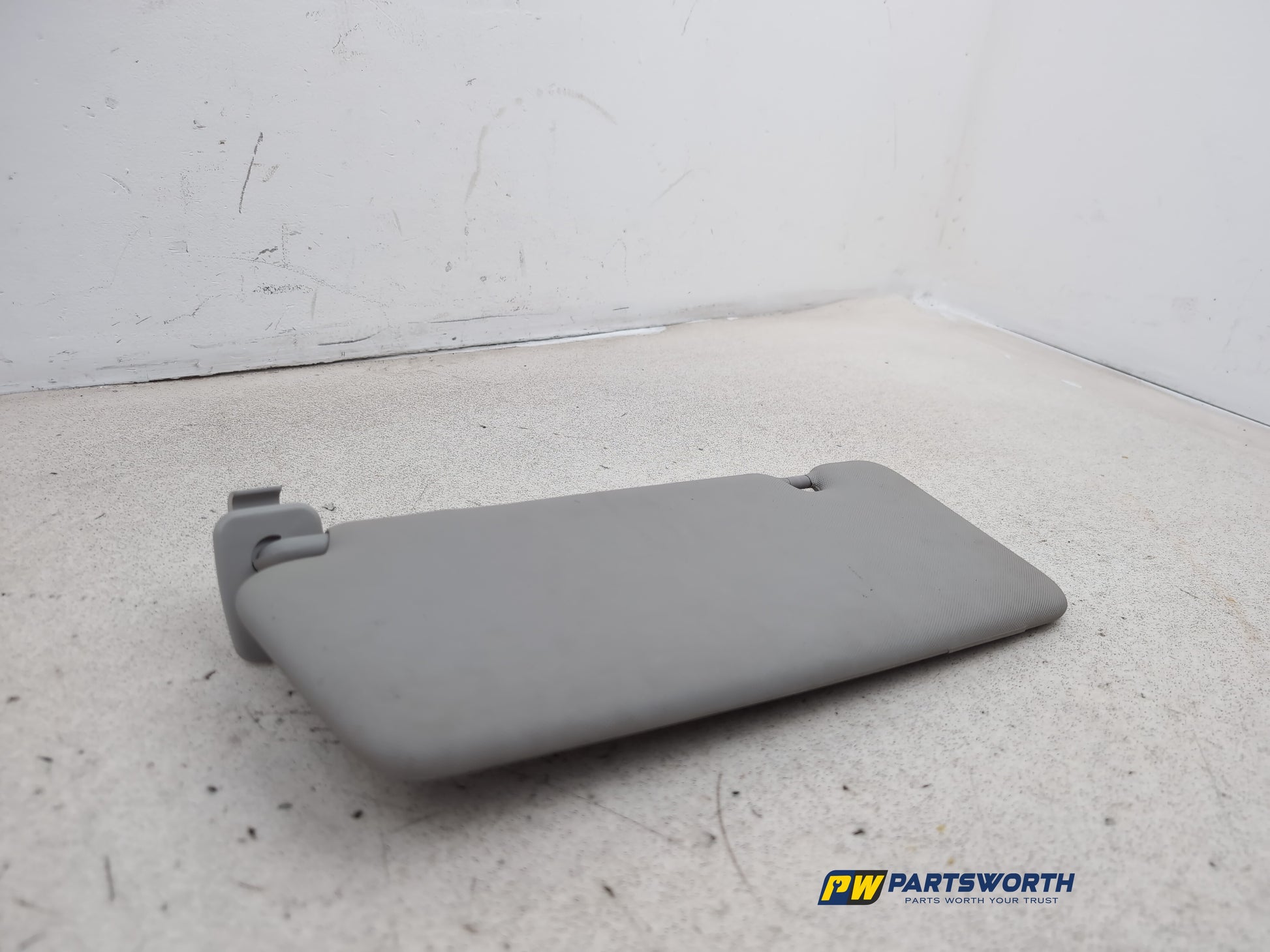 Sun Visor RH 5