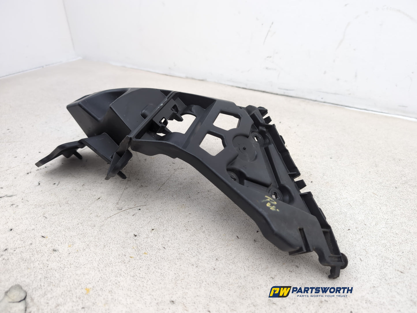 Bumper Rear Bracket RH 6