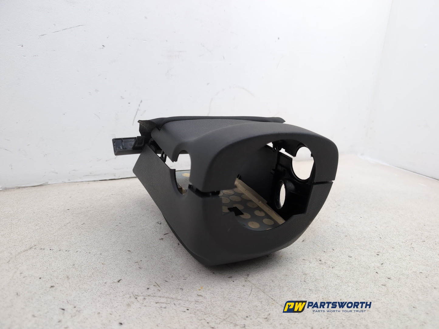 Steering Column Shroud Upper and Lower 3