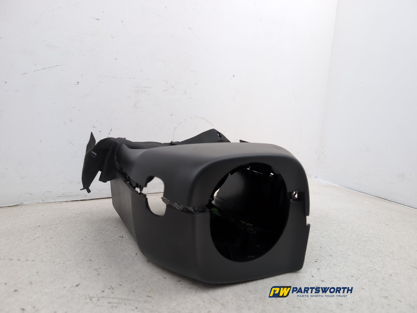 Steering Column Shroud Upper and Lower 5