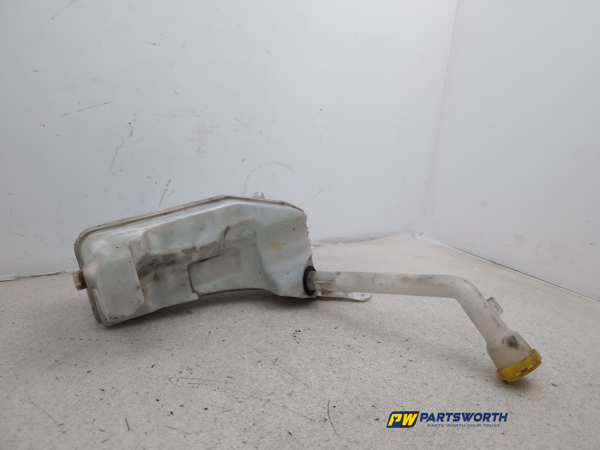 Washer Bottle Windscreen 6