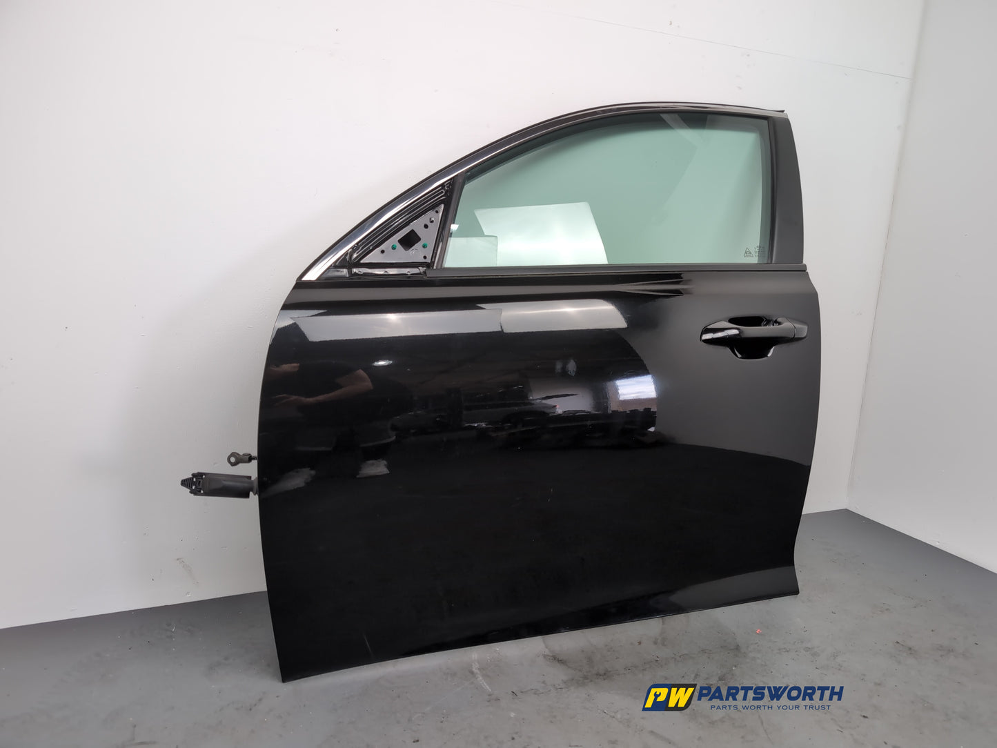 Door Front LH 6