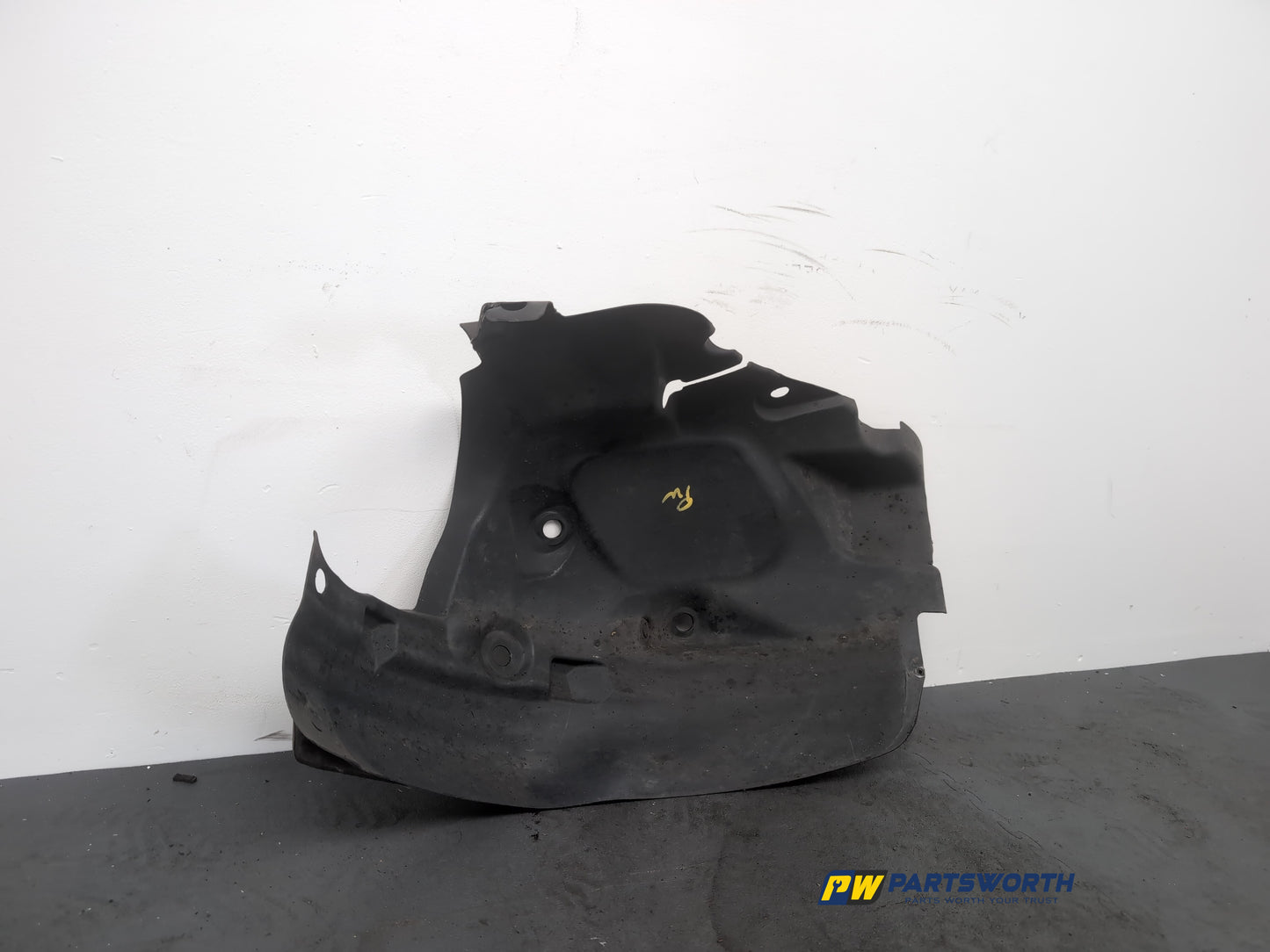 Moulding Wheel Arch Front RH 6
