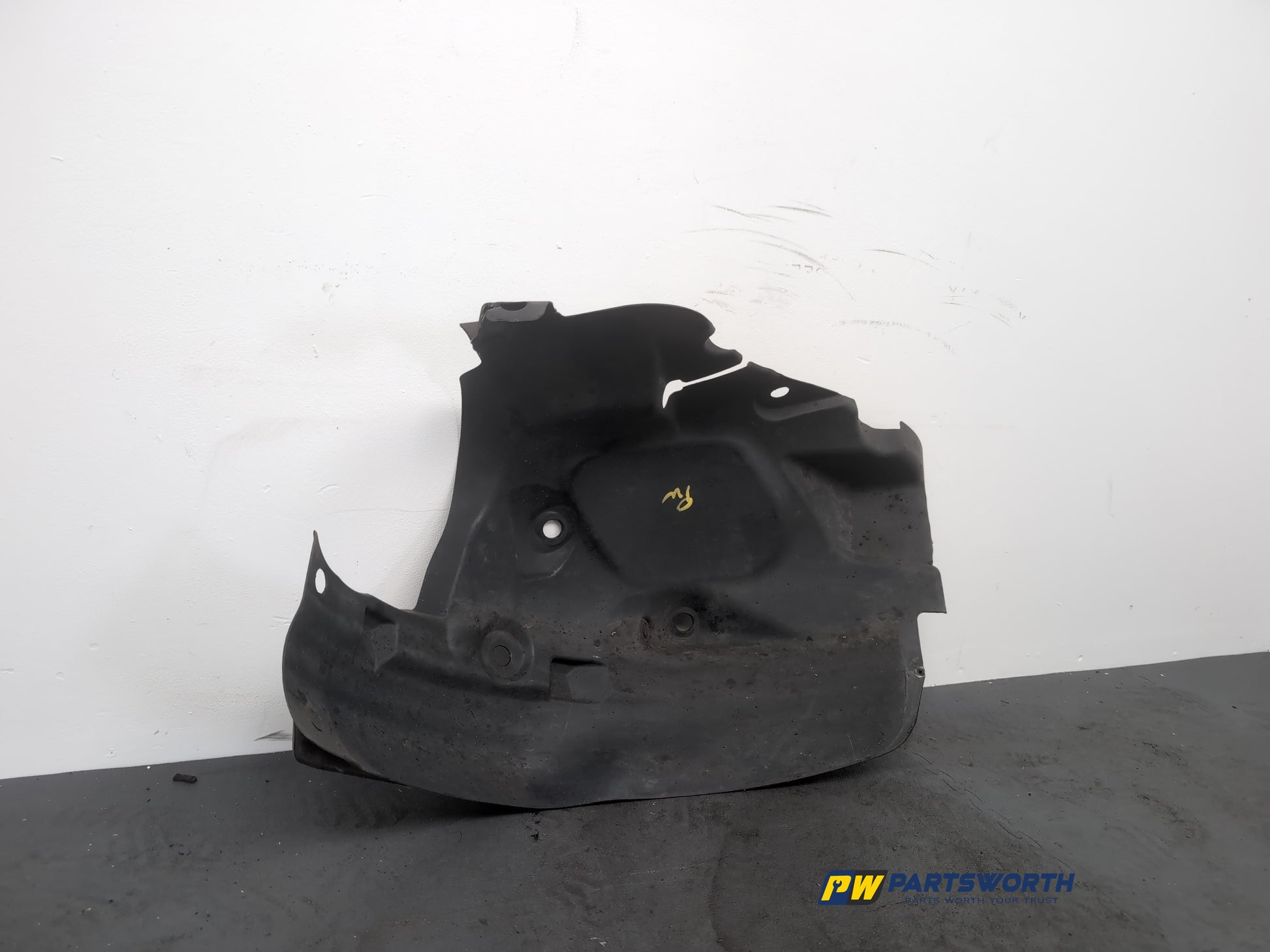 Moulding Wheel Arch Front RH 5