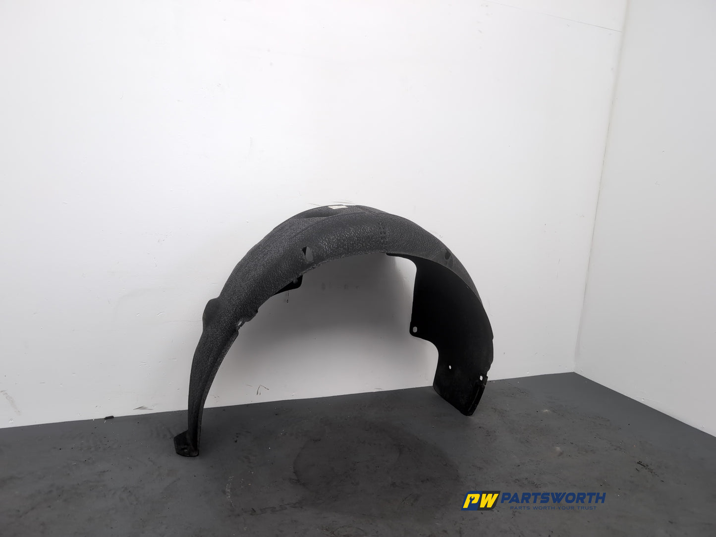 Moulding Wheel Arch Rear RH 6