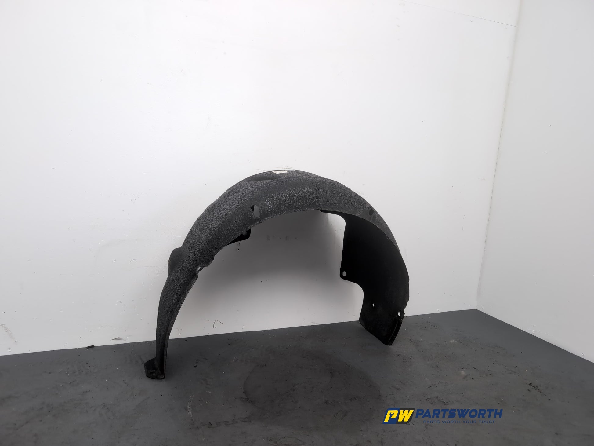 Moulding Wheel Arch Rear RH 6