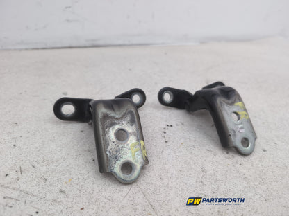 RH Front Door Hinge Pair  5