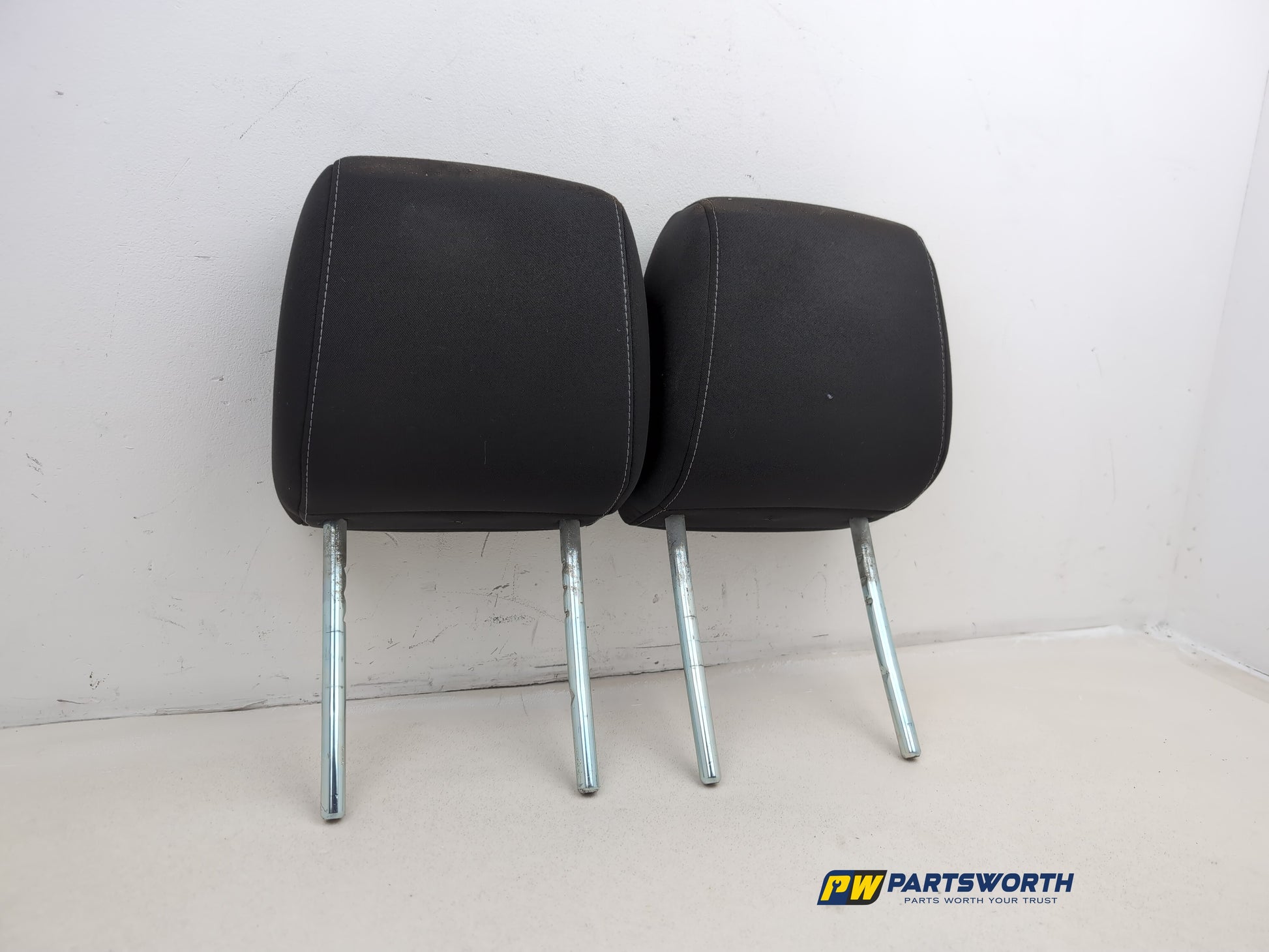 Headrest Front Pair 5