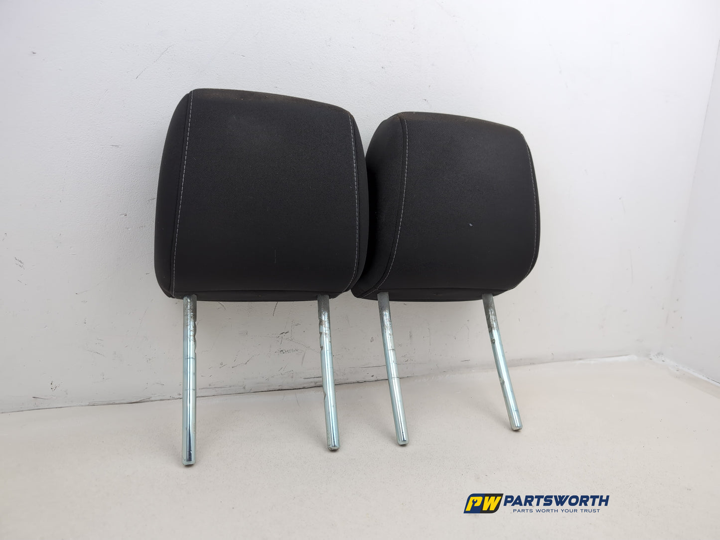 Headrest Front Pair 6