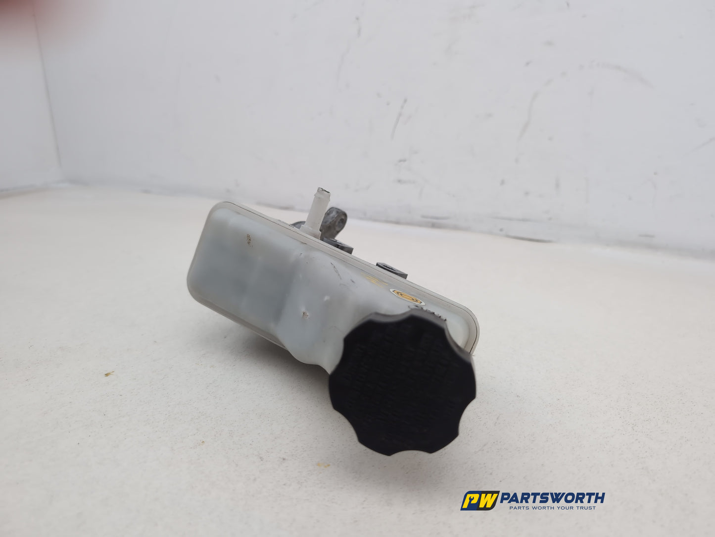 Brake Master Cylinder Assembly 5