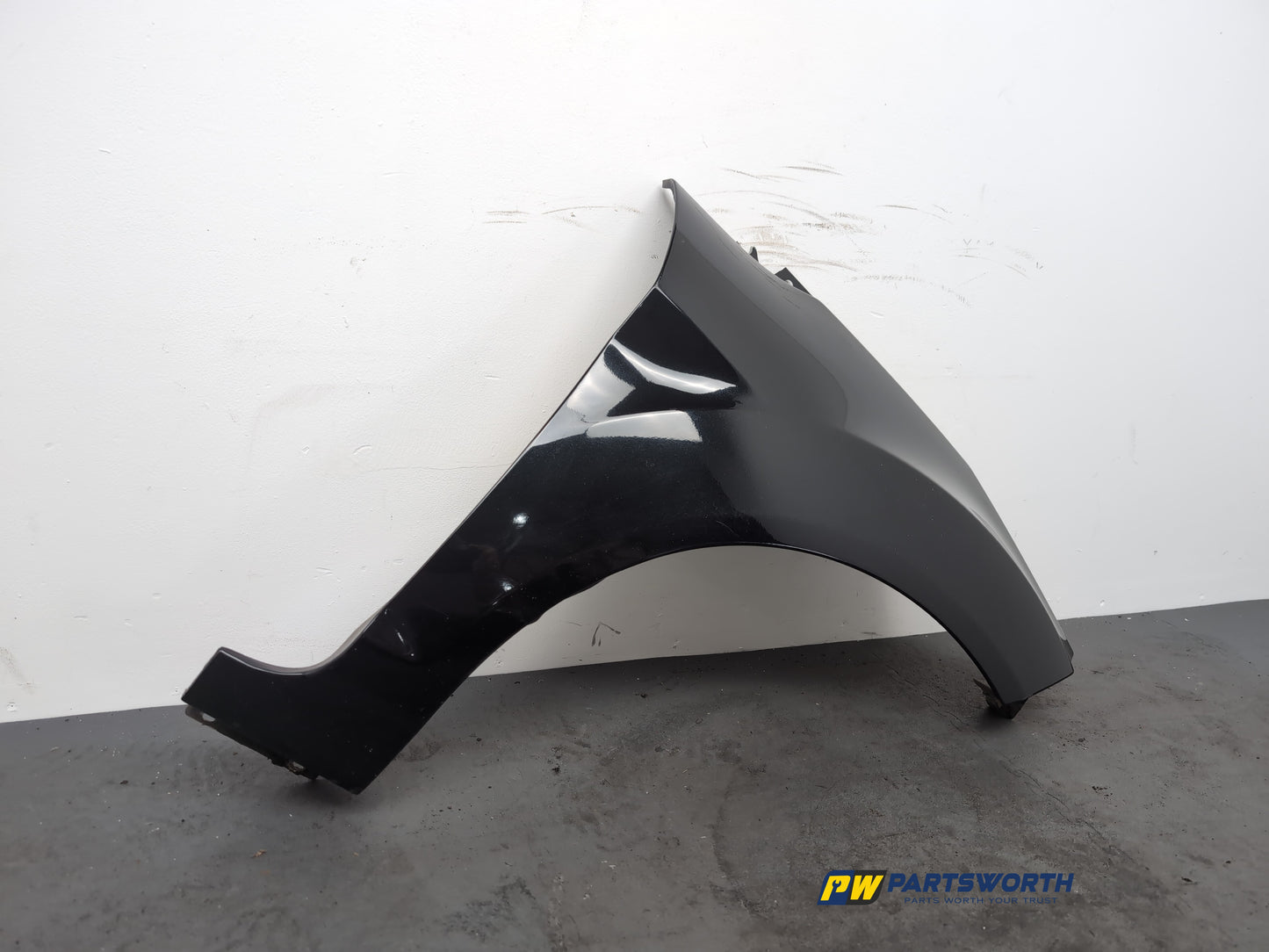 Wing Front RH 5
