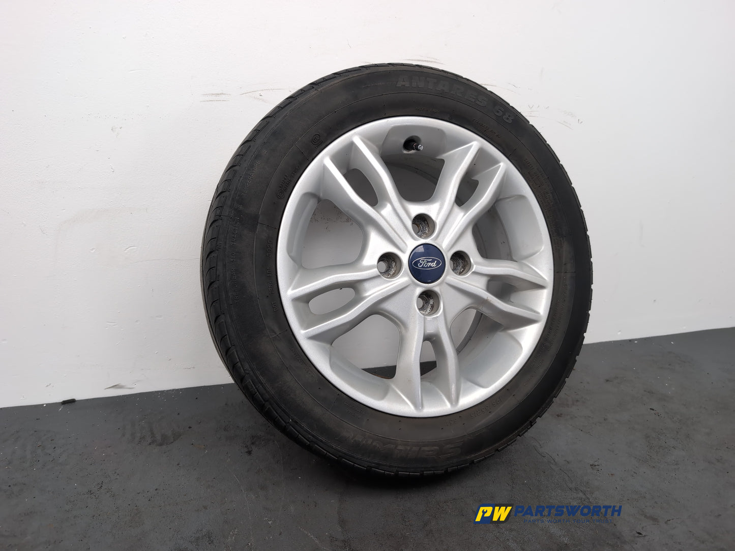 Wheel Road Alloy 6