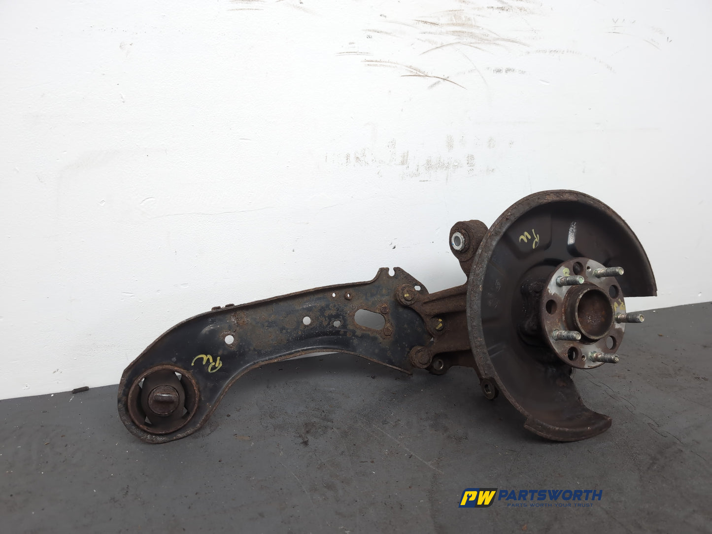 Wheel Hub Rear RH 5