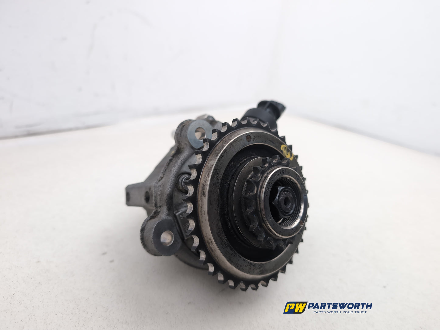 High pressure fuel pump 5