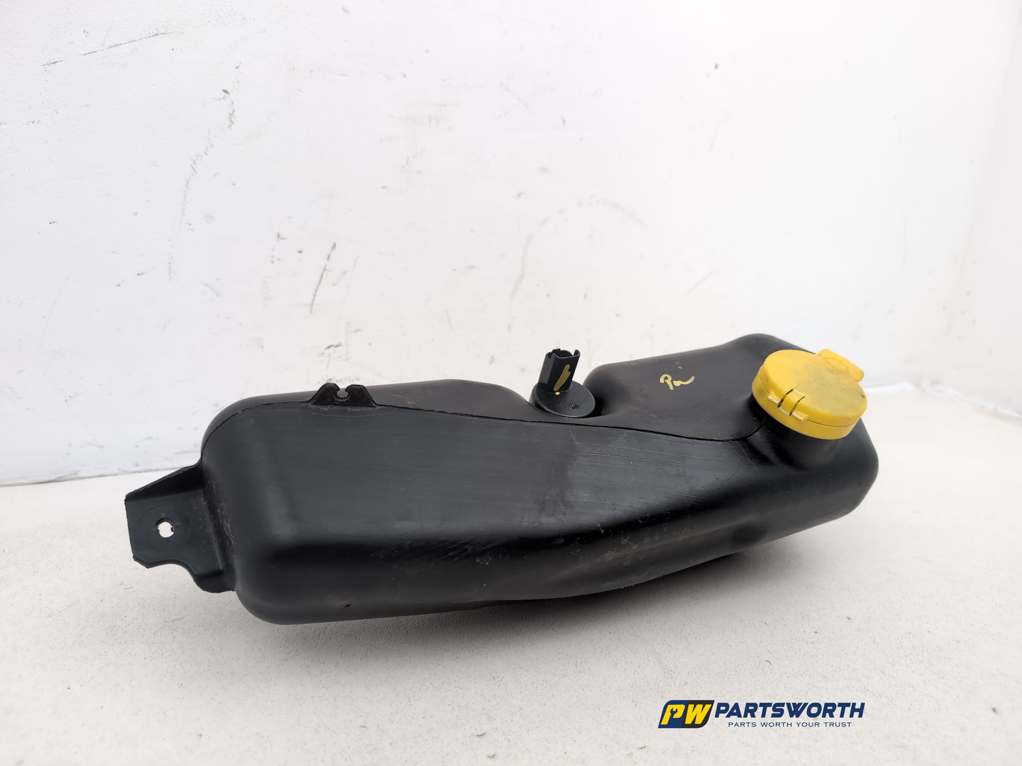 Washer Bottle Windscreen 5