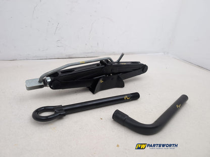 Vehicle Jack 3