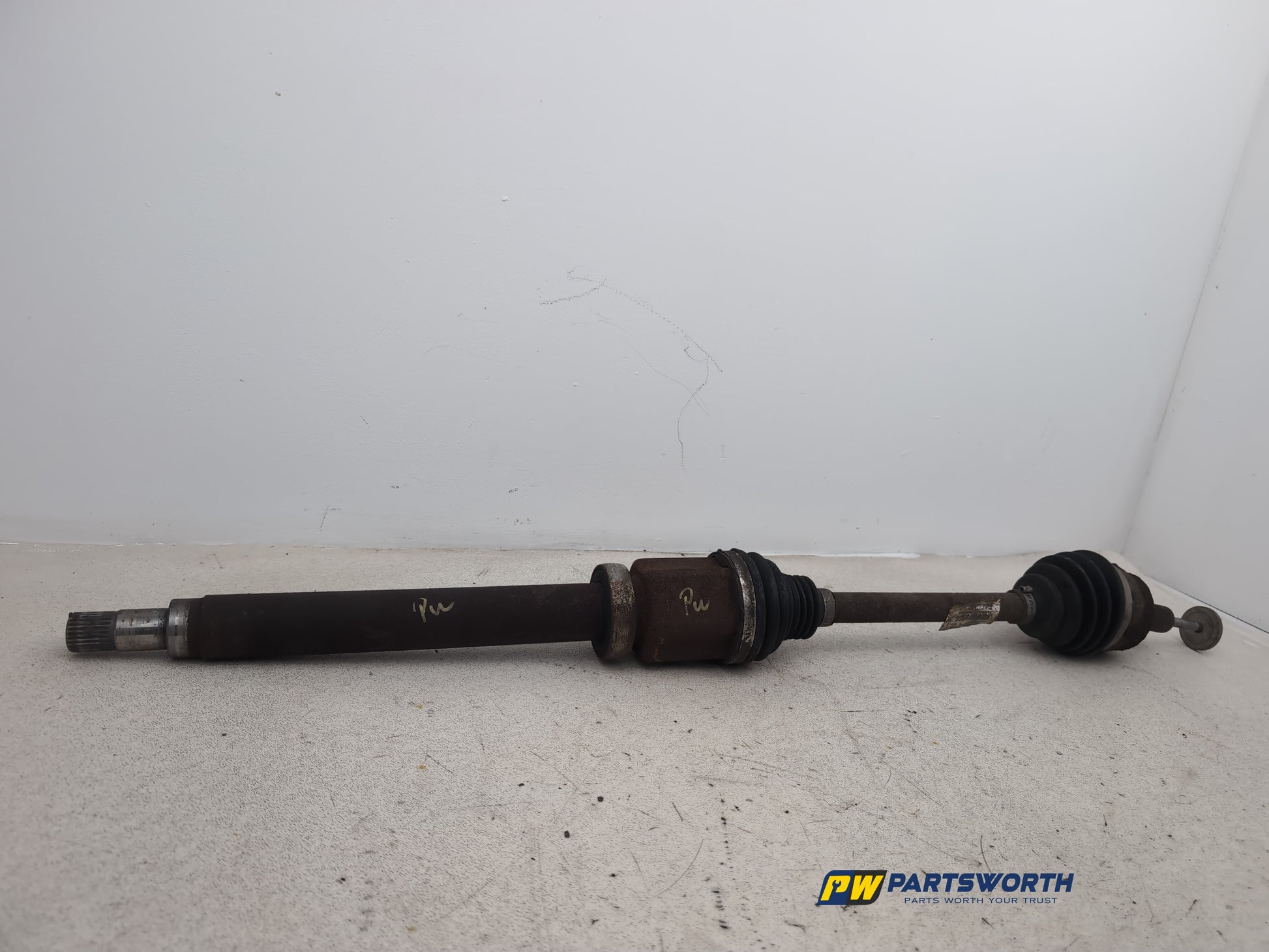 Driveshaft Front RH 6