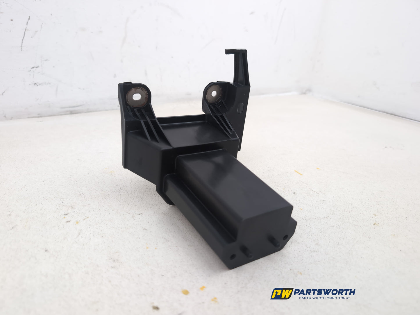 Centre Console Trim  5