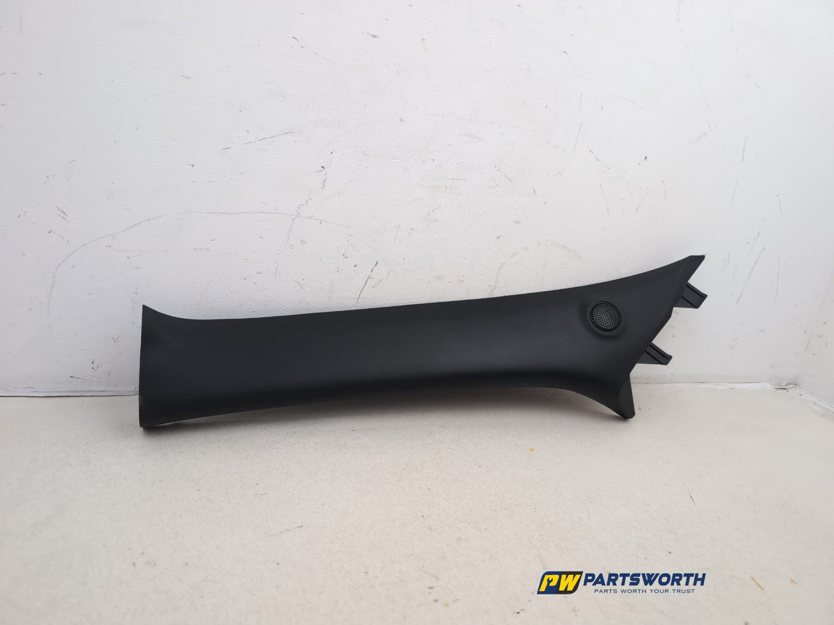 LH A Pillar Trim  3