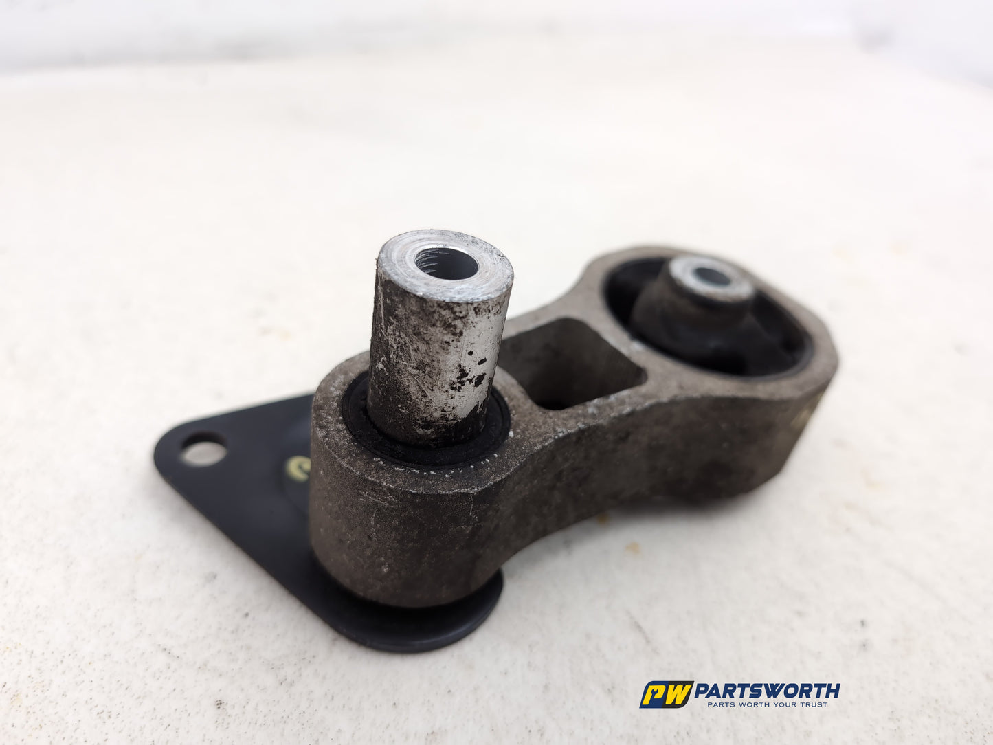 Transmission Mounting Bracket 6