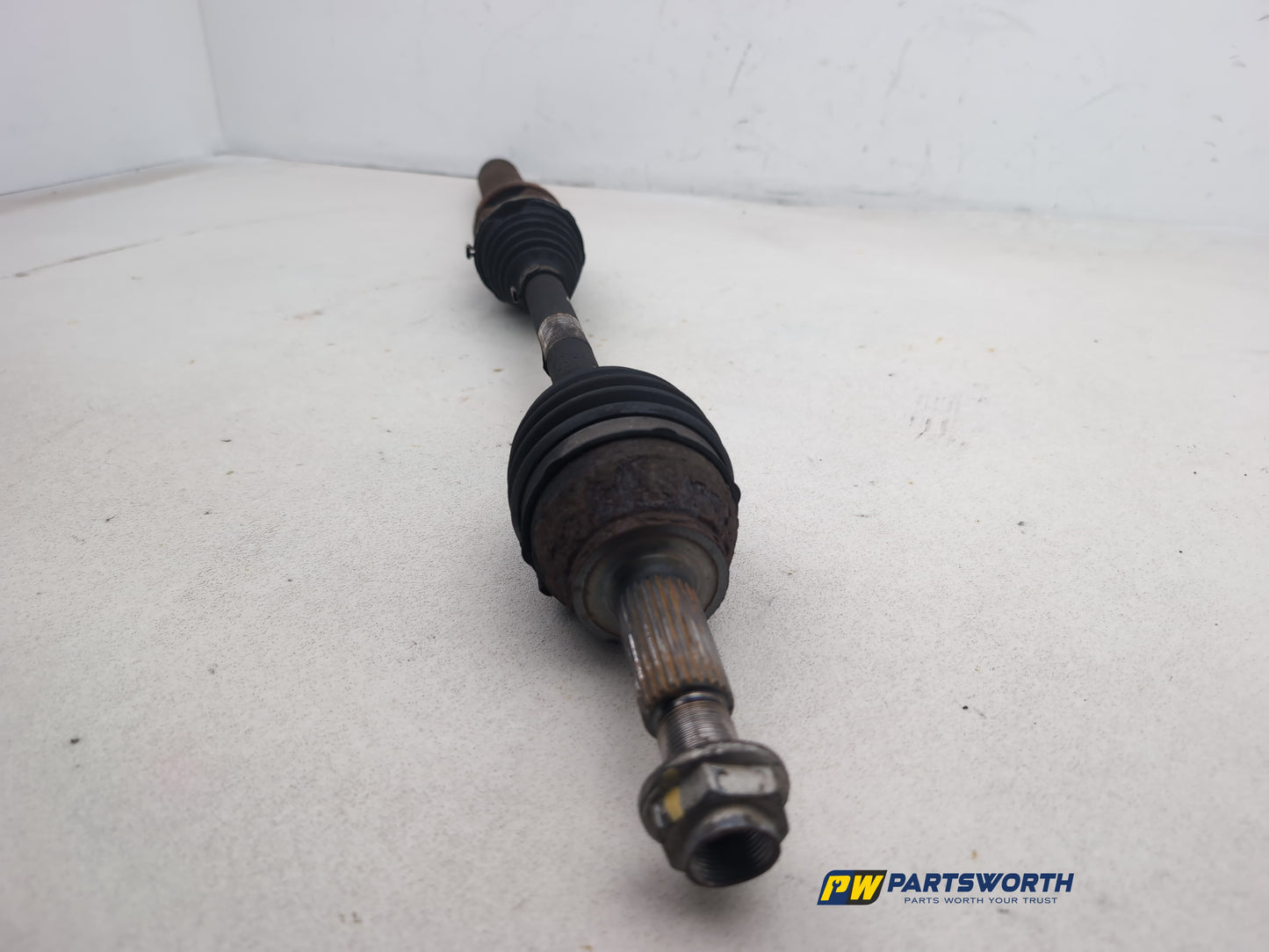 Driveshaft Front RH 16