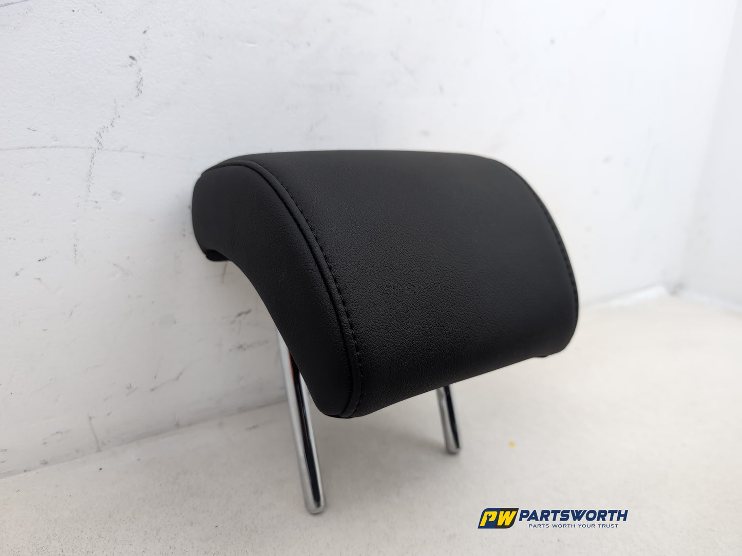 Rear Headrest 5