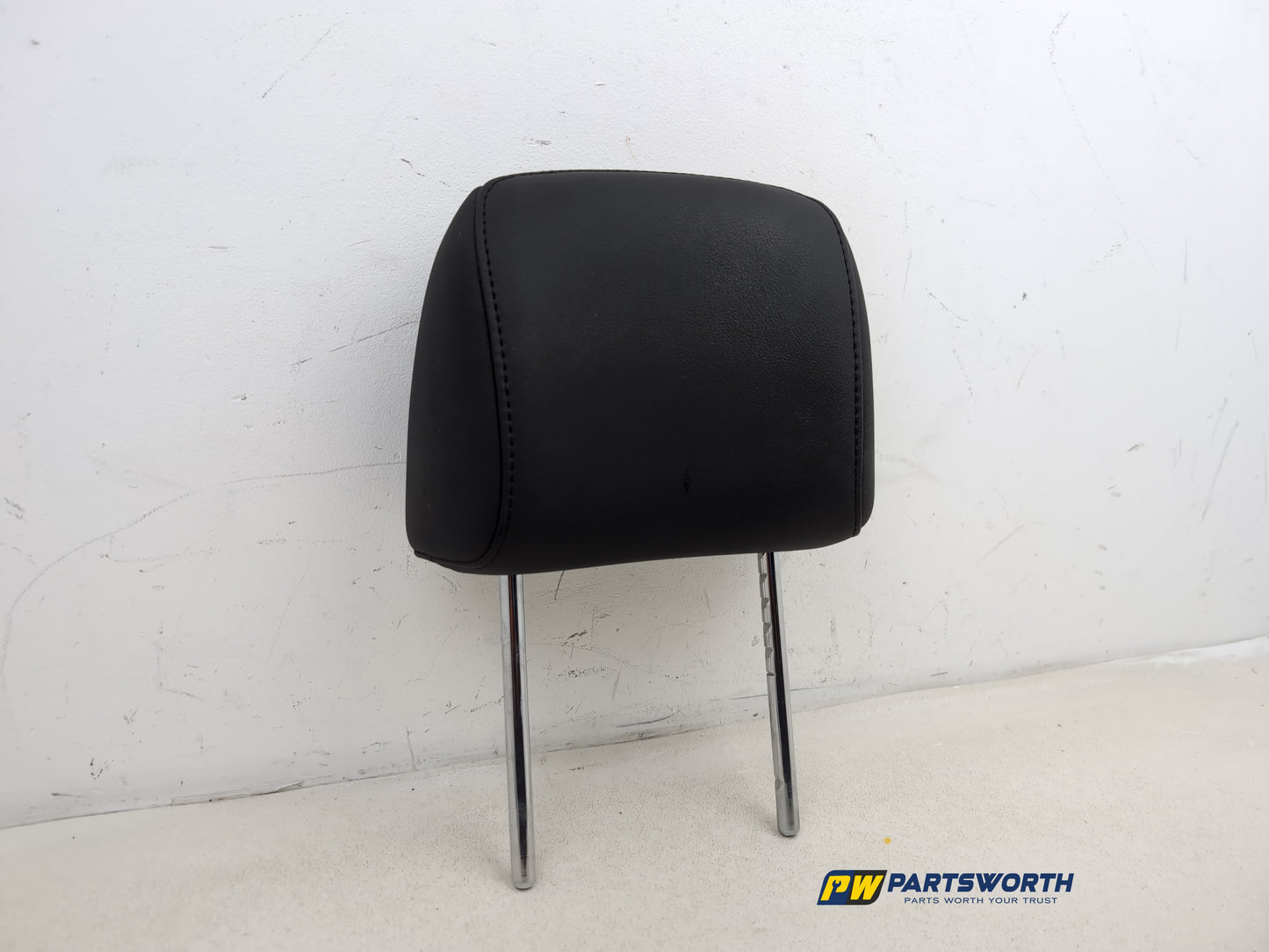 Headrest Front RH 6