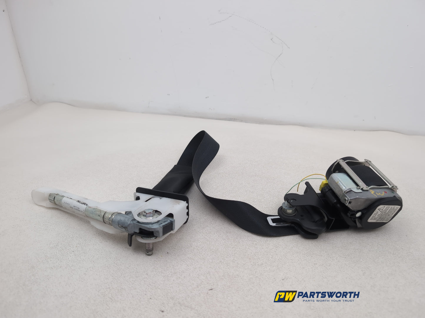Seat Belt Front RH 6