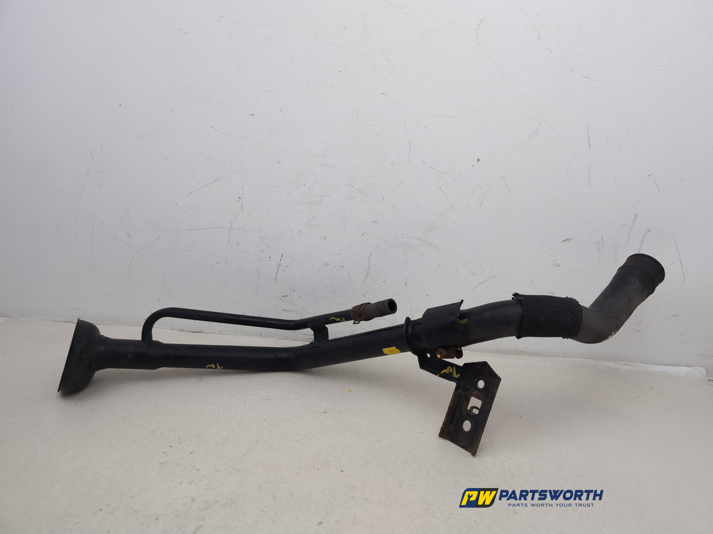 Fuel filler neck 6