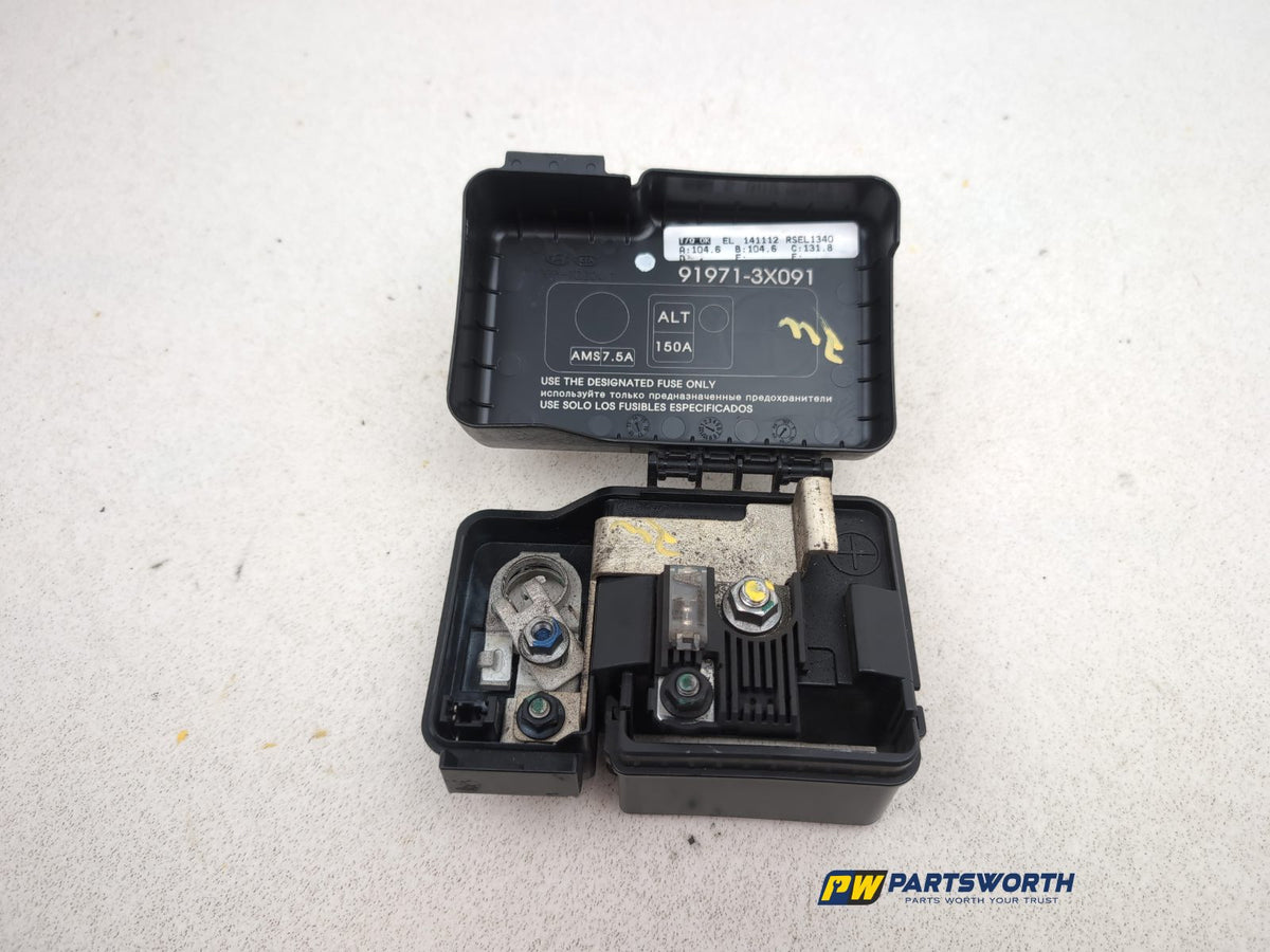 Positive Pole Battery Power Boot Distribution Fuse Box 3