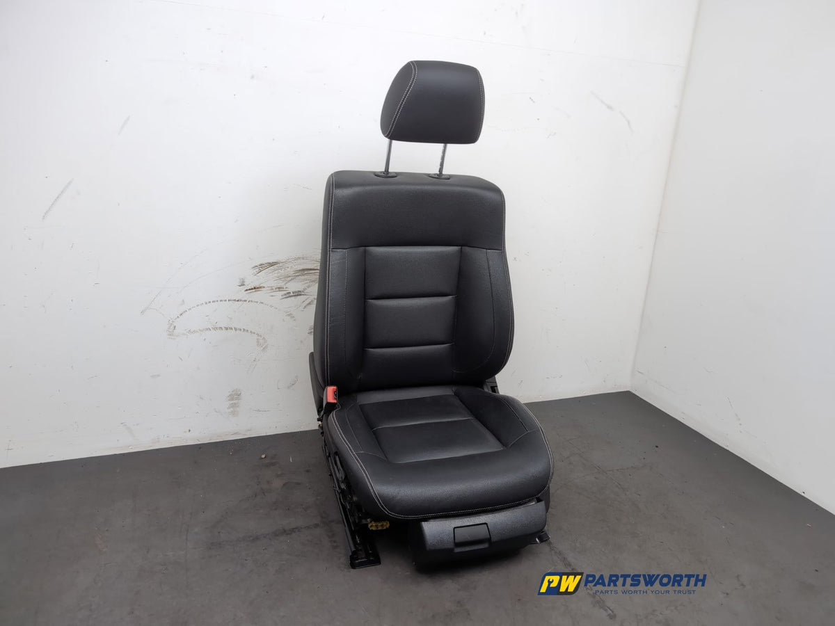 Seat Front LH 3