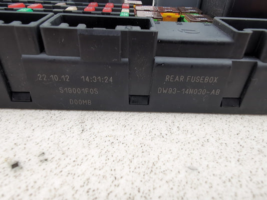 Jaguar Xj Portfolio X350 3.0l Diesel Fuse Box Board Dw9314n030ab 2010-2019 - photo 2