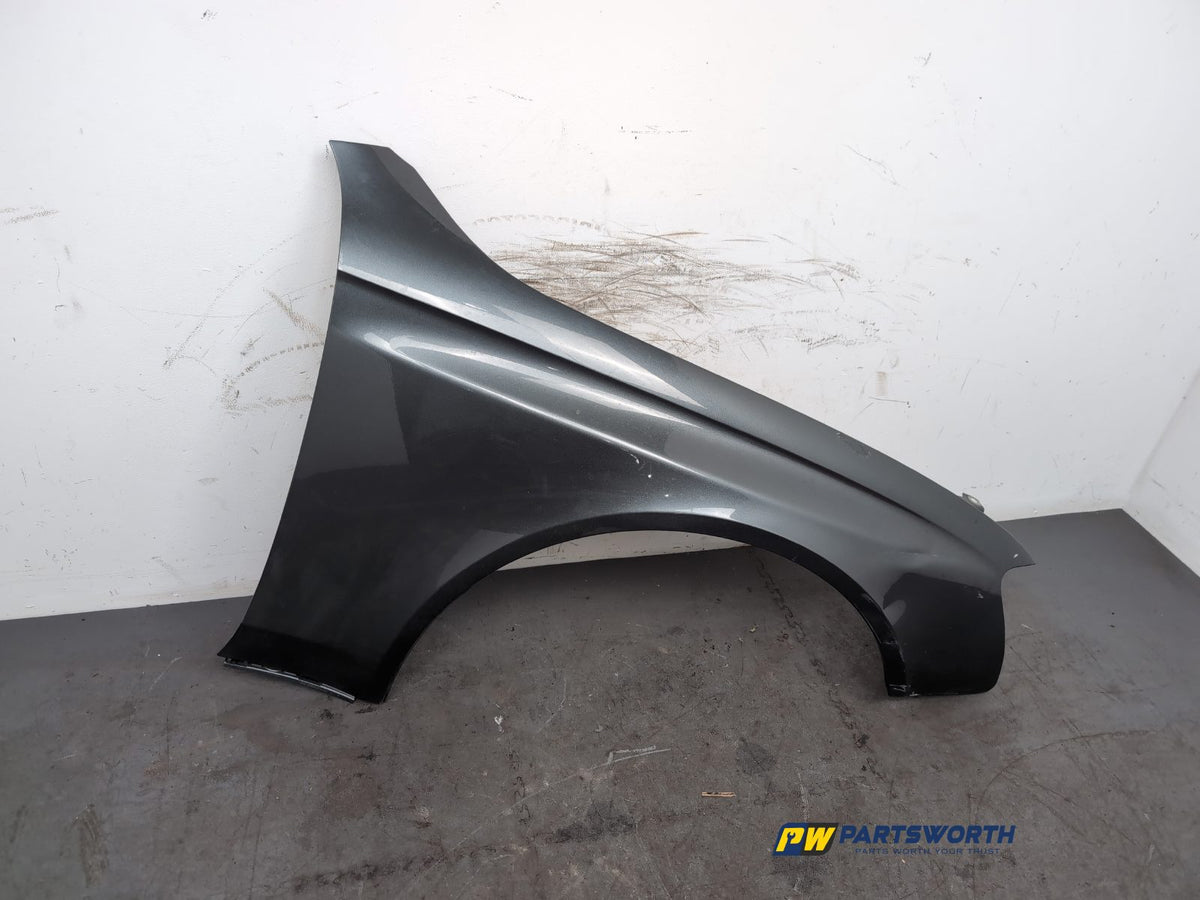 Wing Front RH 3