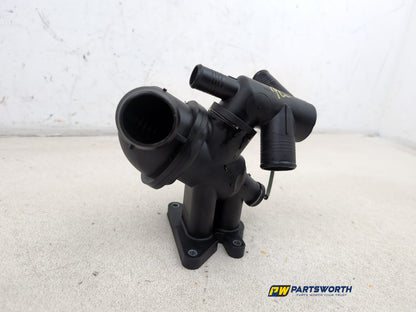 Jaguar Xf X260 2.0l Diesel Thermostat Housing G4d38575af 2015-2020 - photo 3