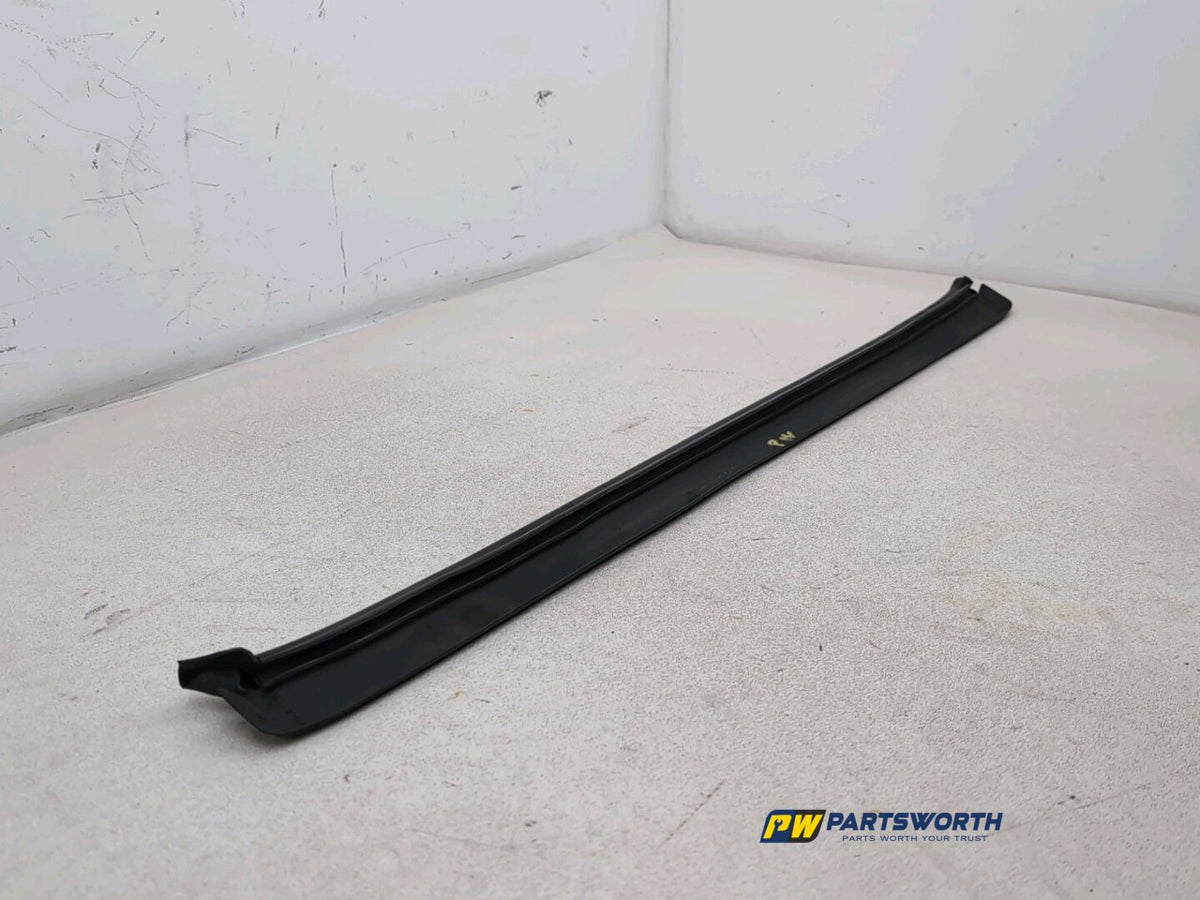 BMW 6 SERIES 640D M SPORT GRAN COUPE F13 ENGINE RUBBER SEAL 7211920 2012-2018 3