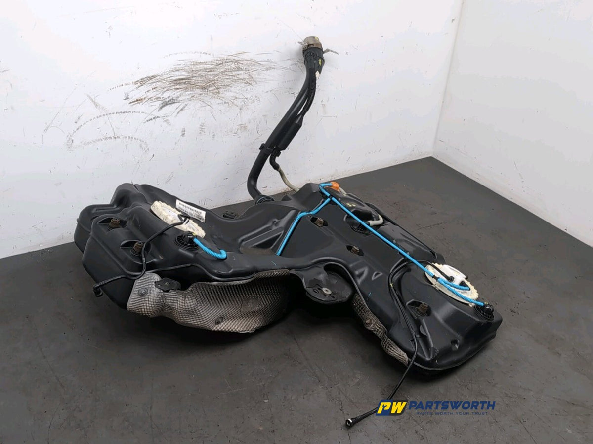 AUDI RS4 FSI QUATTRO AUTO B8 (8K) 4.2L PETROL FUEL TANK 8K0201021HA 2012-2015 3