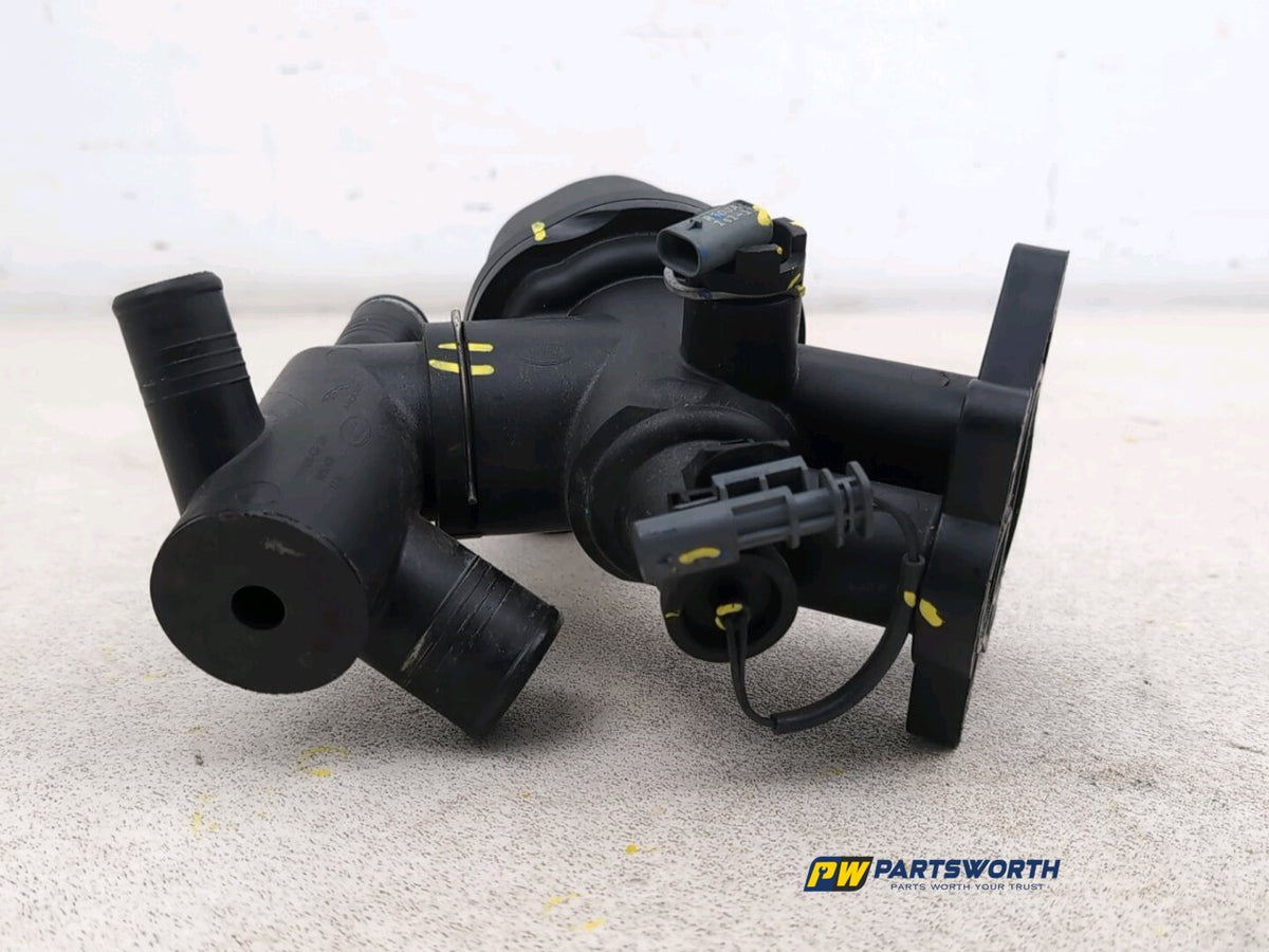 JAGUAR XE PORTFOLIO D AUTO X760 2.0L DIESEL THERMOSTAT HOUSING G4D38575AD 15-19 3