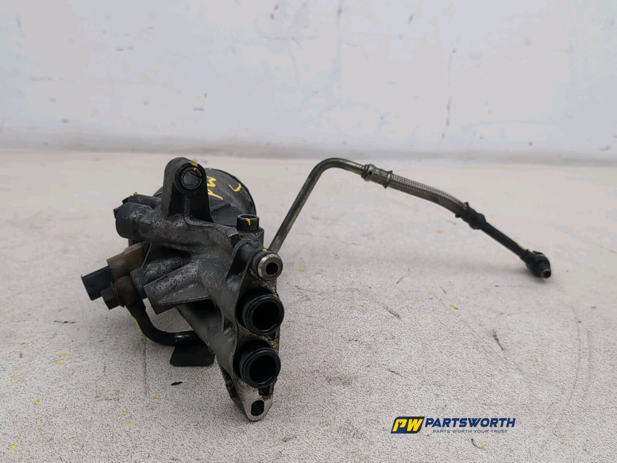 JAGUAR XE PORTFOLIO D X760 2.0L DIESEL OIL FILTER HOUSING G4D36714C77A 2015-2019 3