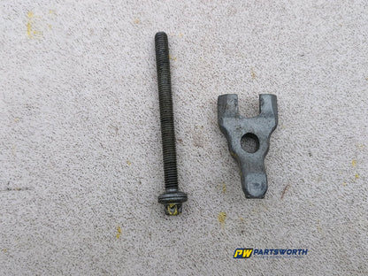 BMW 6 SERIES 640D M SPORT GRAN COUPE F13 FUEL INJECTOR BRACKET 8578607 2012-2018 6