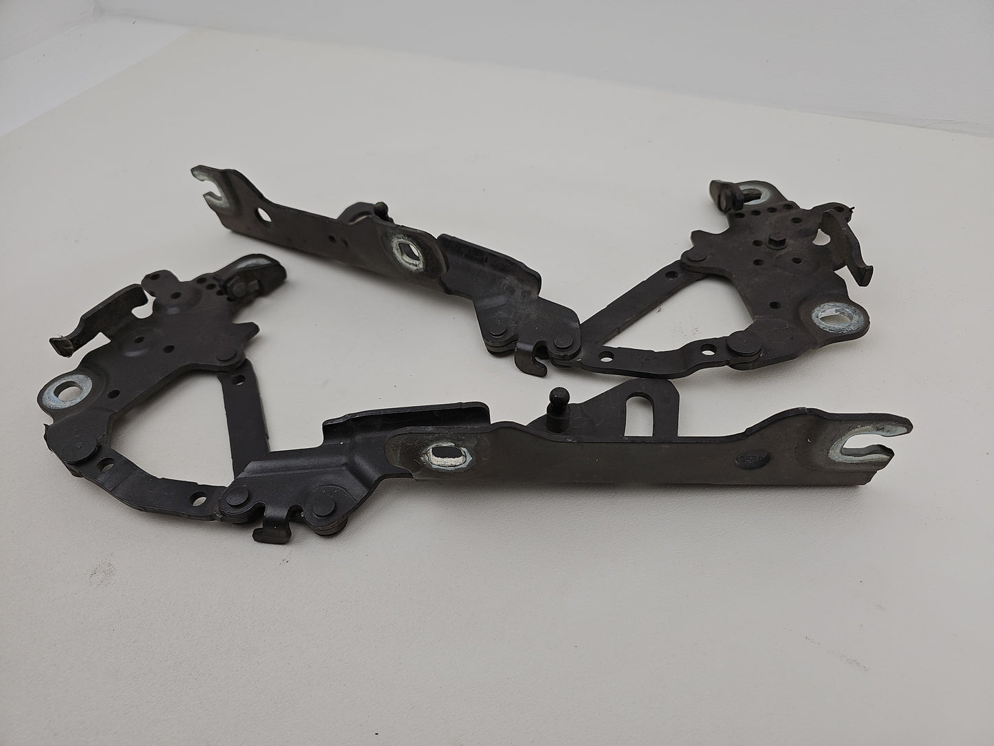 Bonnet Hinges 6