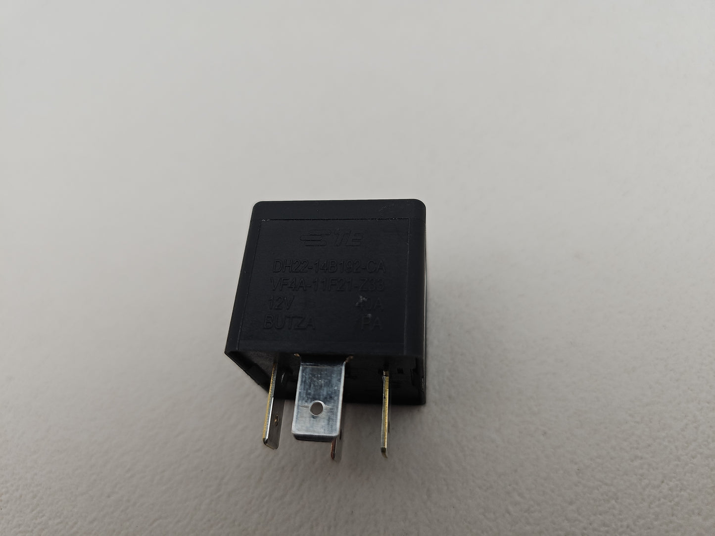 Jaguar/Land Rover Relay 4-Pin Black 12v 40a 2.0 Diesel Dh2214b192ca Oem Genuine - photo 8